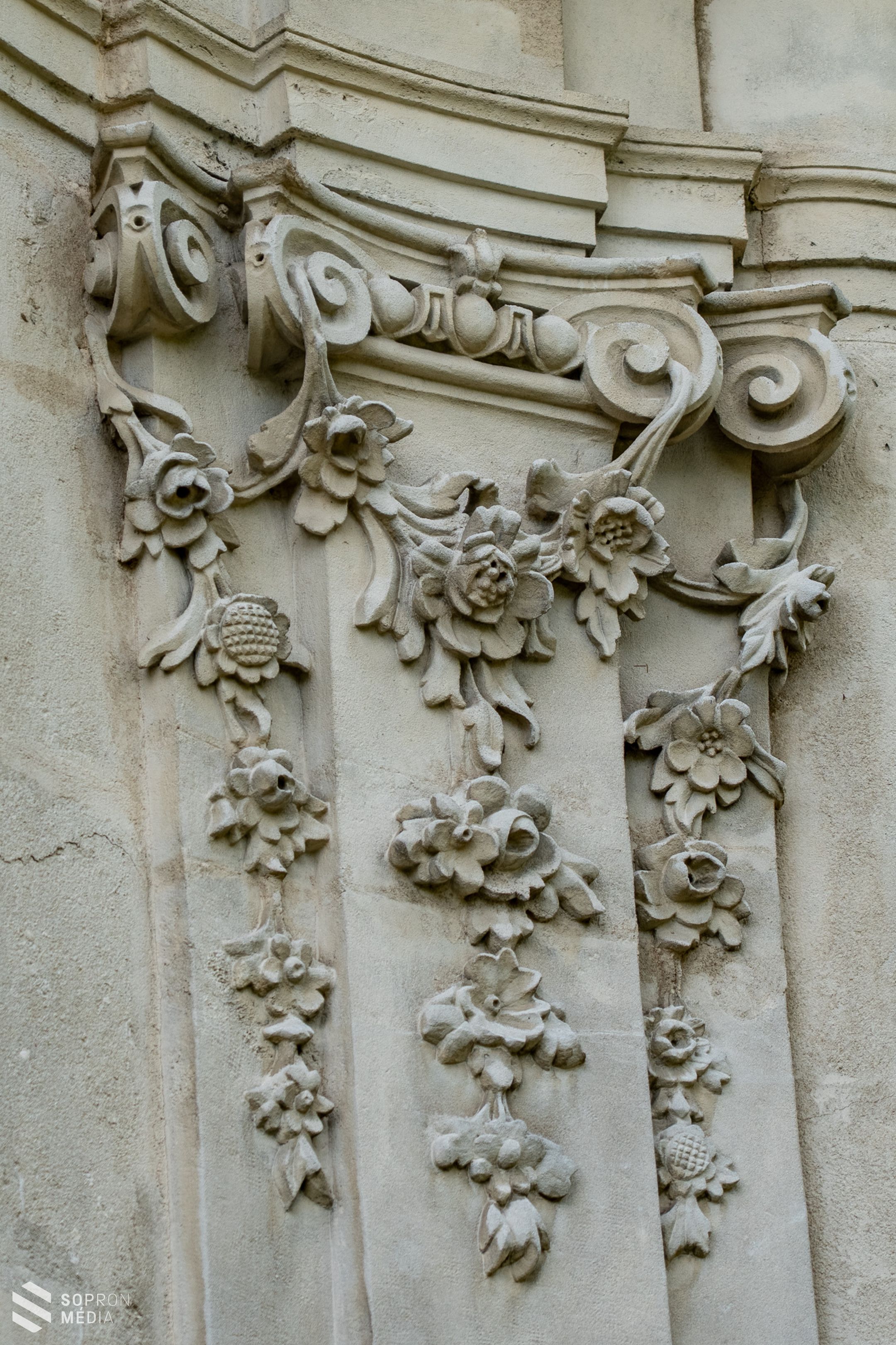 Tudták, hogy a Nepomuki Szent János-kápolna eredetileg a Tűztorony árnyékában állt?