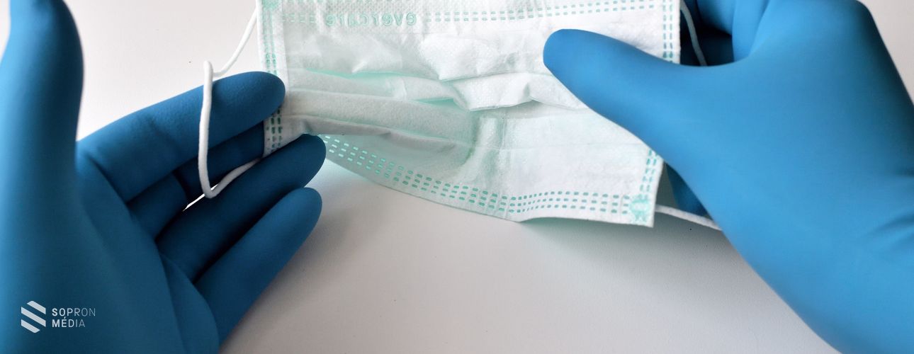 Október 27-től a Soproni Gyógyközpont több osztályán kötelező az orrot és szájat eltakaró maszk viselése