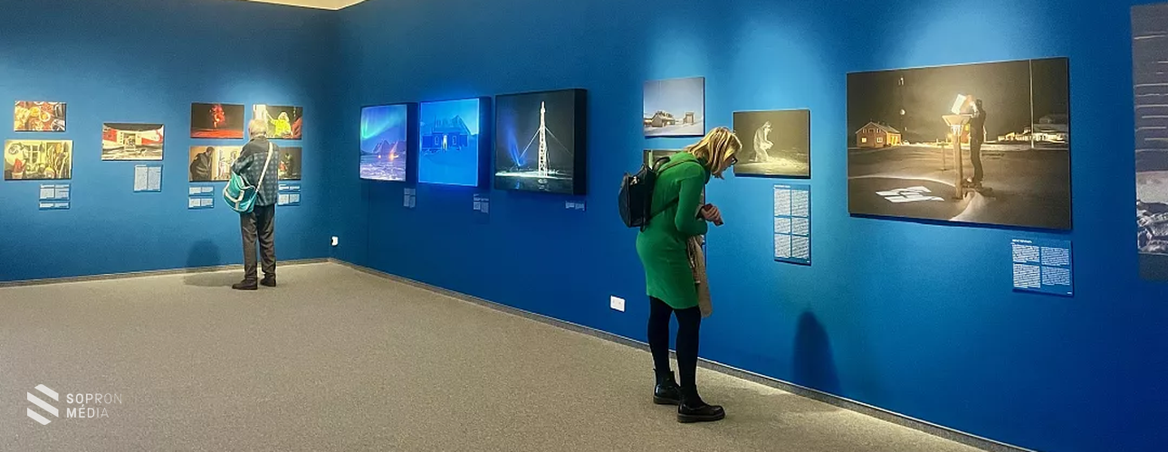 A sarkvidék éjszakai csillagai címmel nyílt meg a soproni születésű fotográfus kiállítása Budapesten