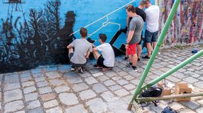 Graffitivel jelenítik meg a Páneurópai Pikniket