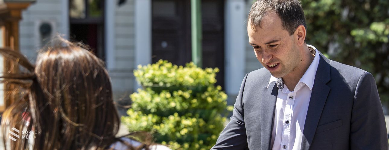 Barcza Attila: menjünk el szavazni!