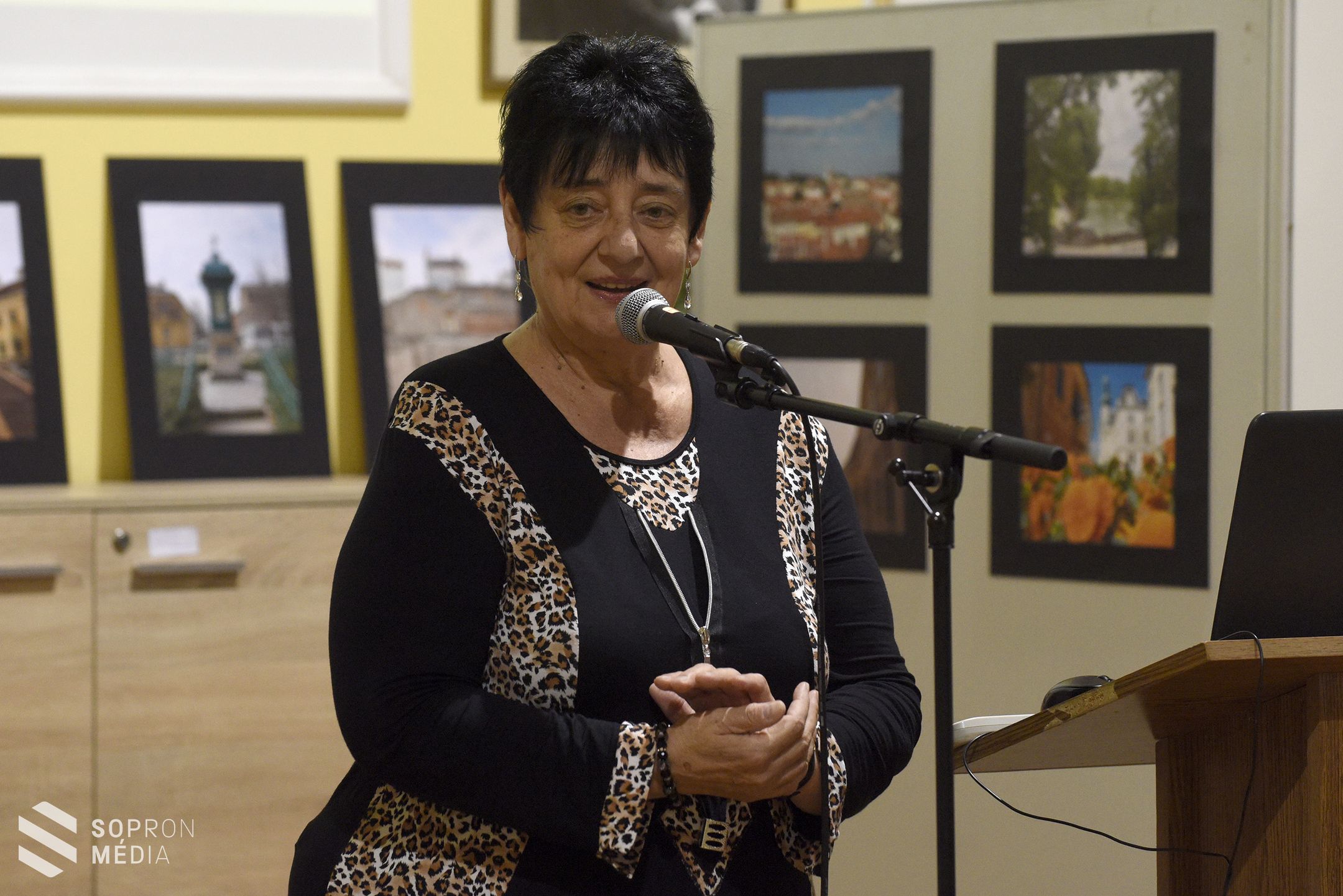 Előadás az év fáiról és a virágos Sopronról