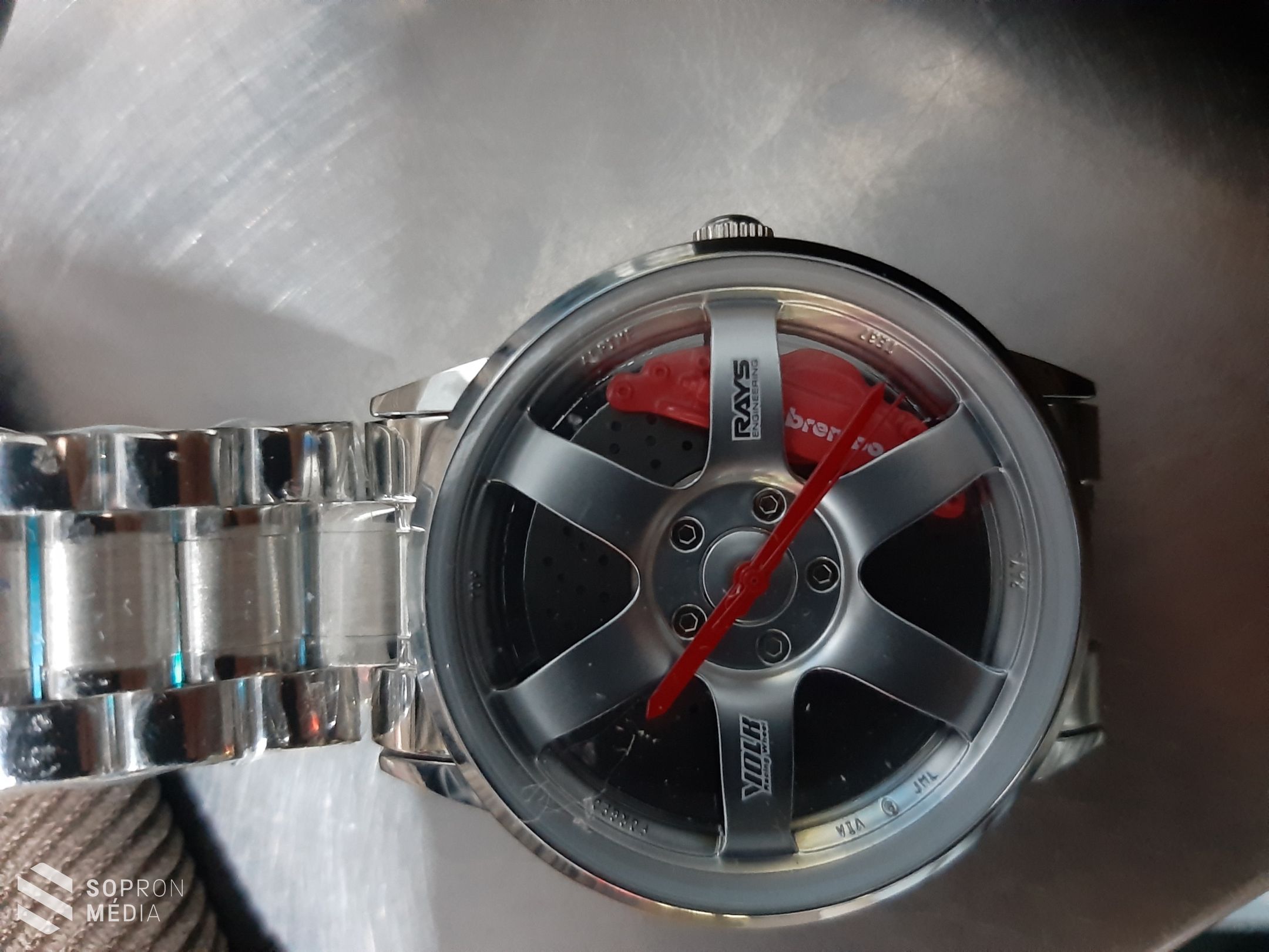 Hamis karórákat is szállított a kamion - Képekkel és videóval!