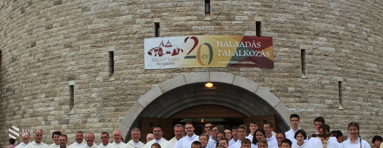Húsz éve szentelték fel Sopronban a Szent Imre templomot (galéria)
