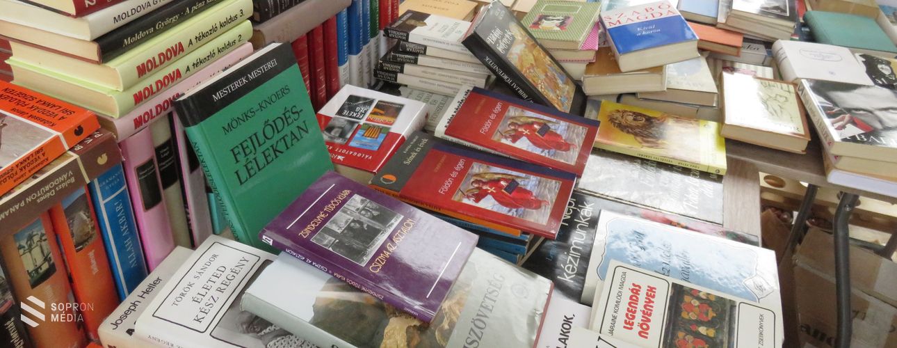 Jereváni Advent: kedden jótékonysági könyvvásárt tartanak 