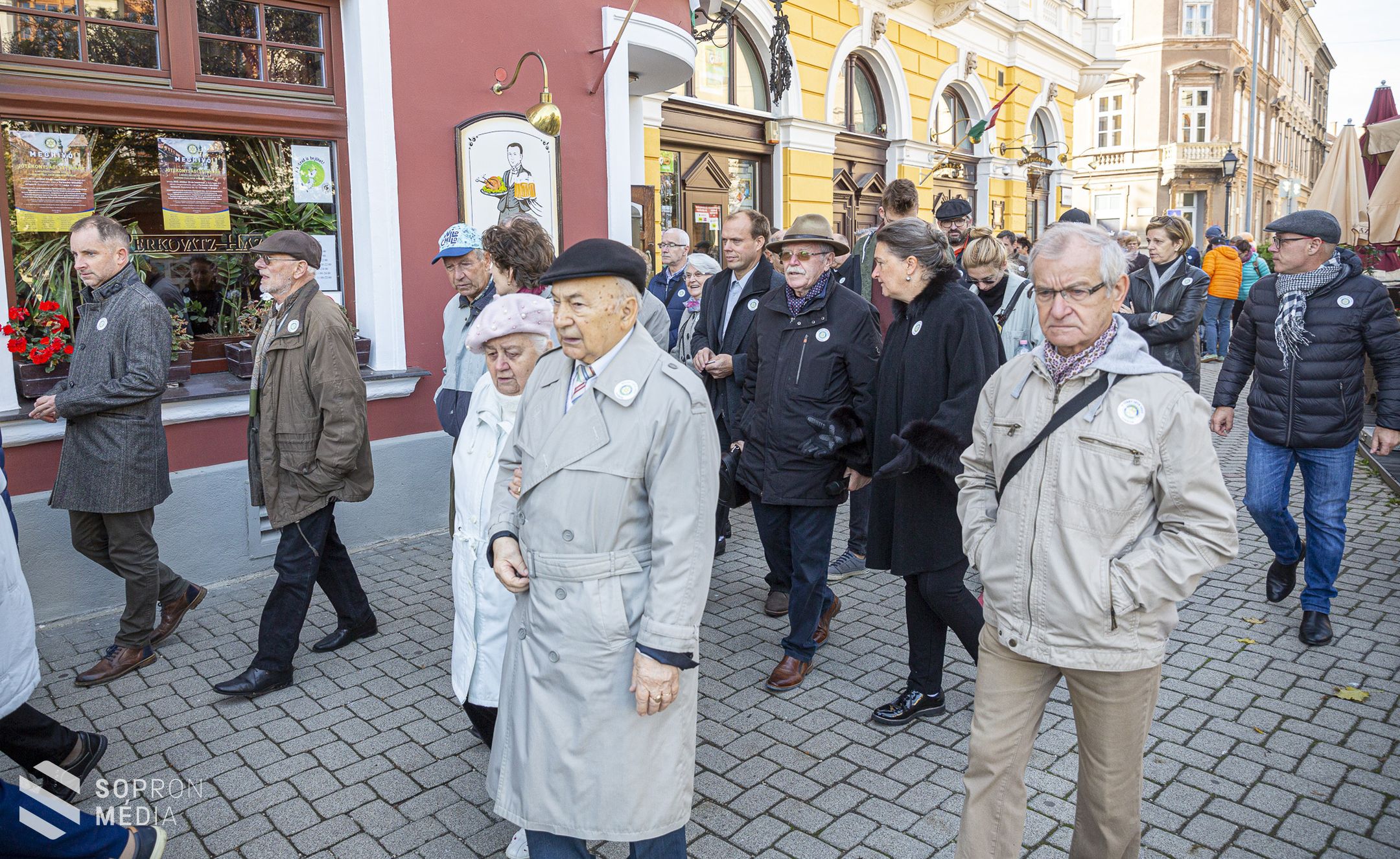 Rotary-séta az egykori képzőművész tagtársakra emlékezve