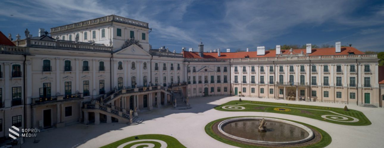 Filmforgatás miatt zárva a fertődi Esterházy-kastély