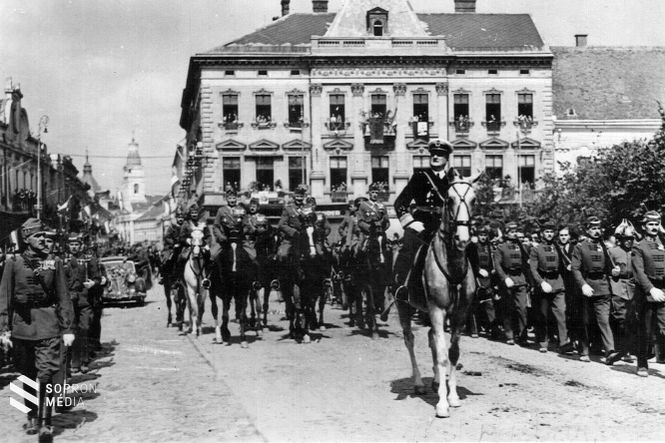 Horthy Miklós Szatmárnémetiben, 1940. szeptember 5-én 