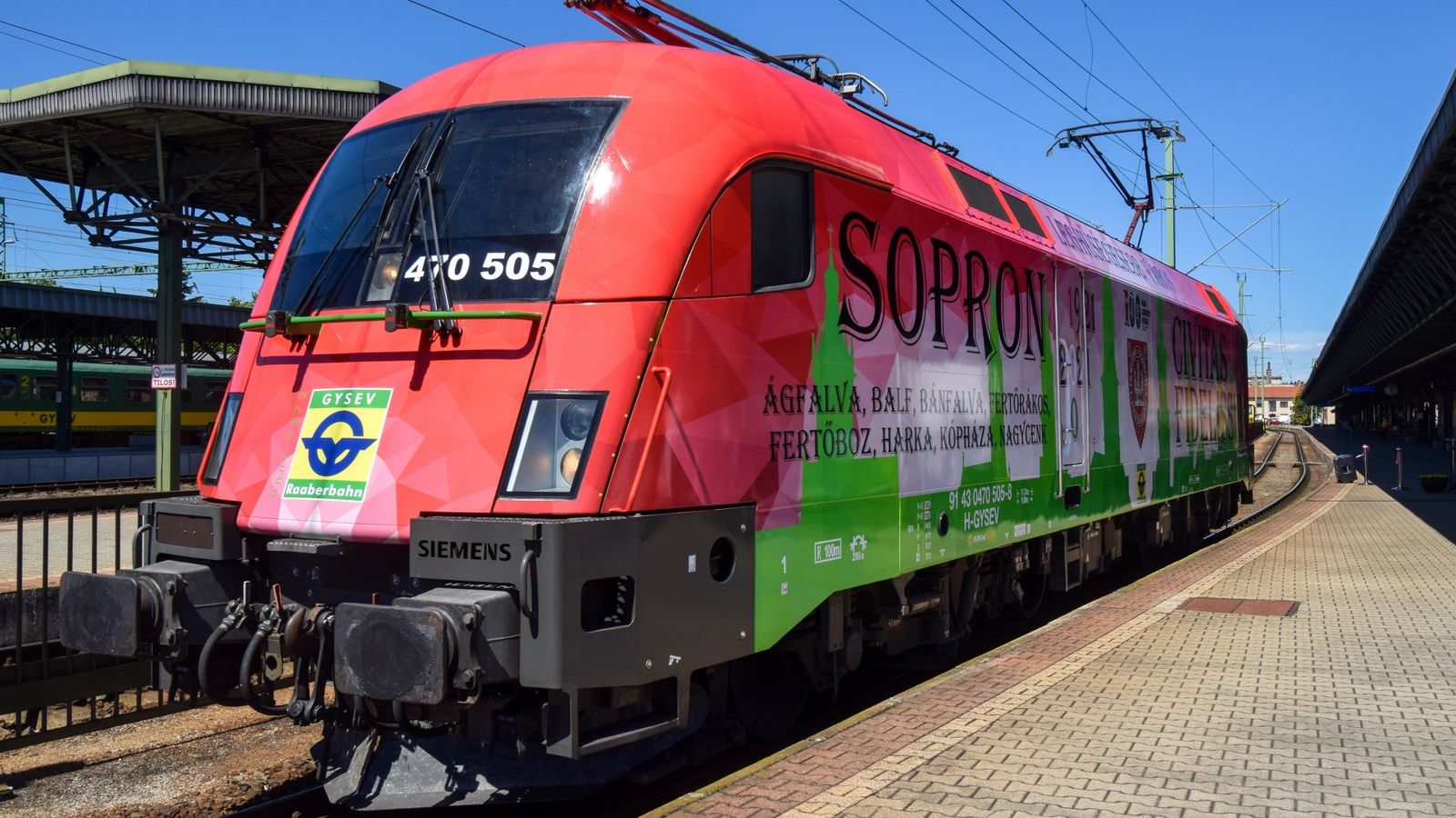 Elindult a Hűség-mozdony!