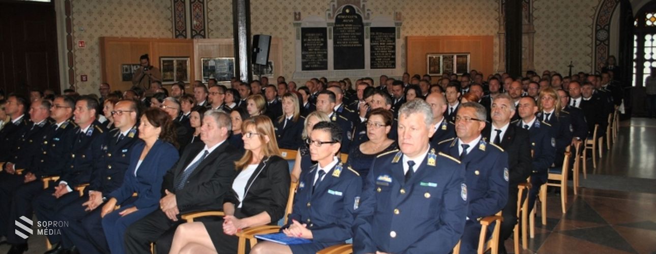 A soproni az Év Rendőrkapitánysága megyénkben