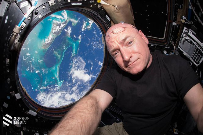 Scott Kelly amerikai űrhajós 340 napig élt a Nemzetközi Űrállomáson