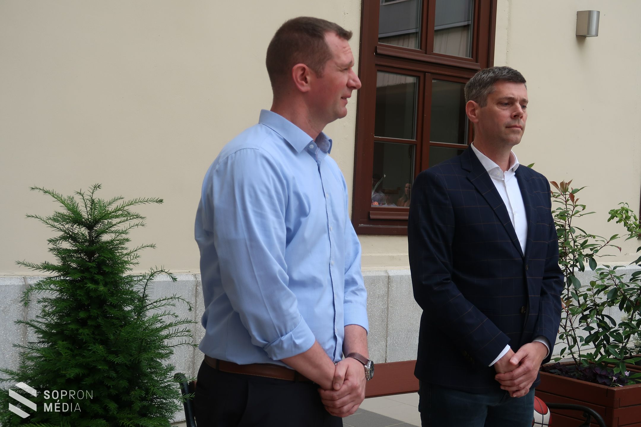 Felújították a Széchenyi István Gimnázium sportpályáját