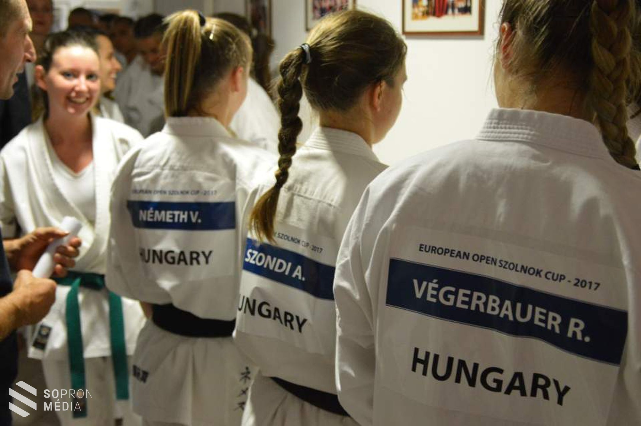 Csillogó ezüst a Szolnoki Nemzetközi Karate versenyről