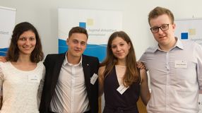 Vitázik a világ ifjúsága - soproni diák a döntőben!