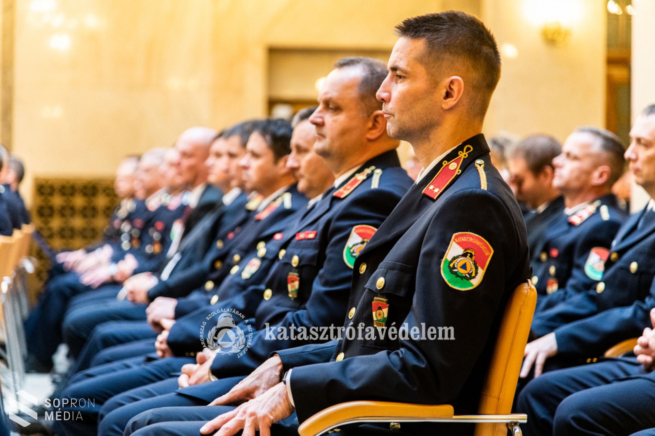Kitüntették a törökországi mentőakcióban részt vevő szakembereket!