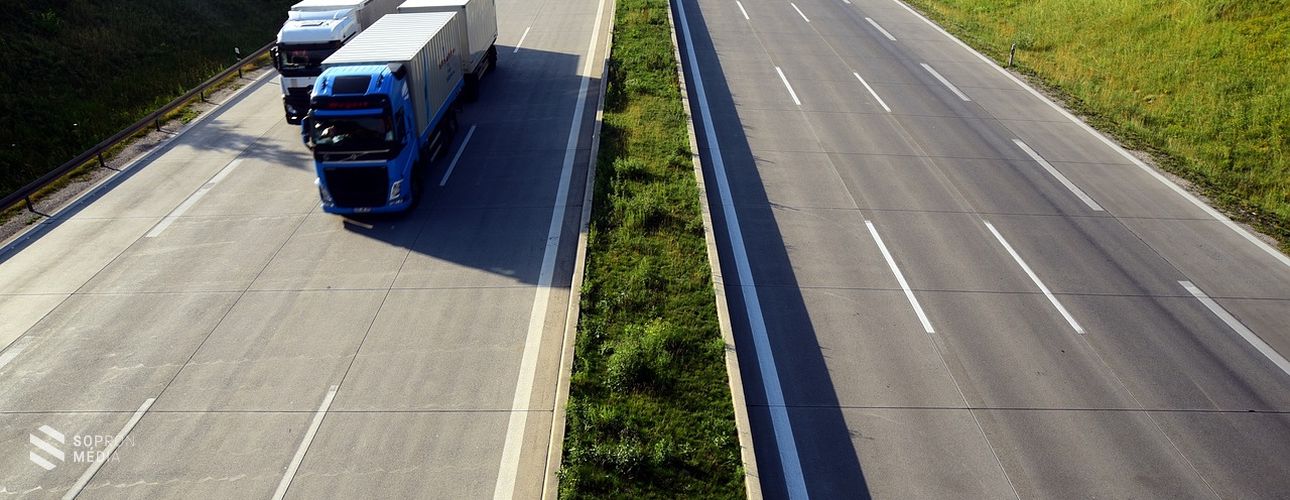 Már csak pár napig érvényesek a 2024-es autópálya-matricák