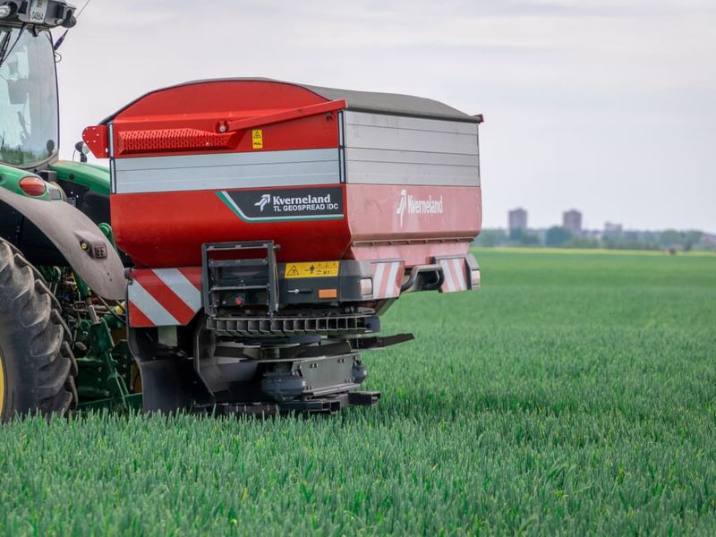 Kverneland Exacta TL GEOSPREAD iDC