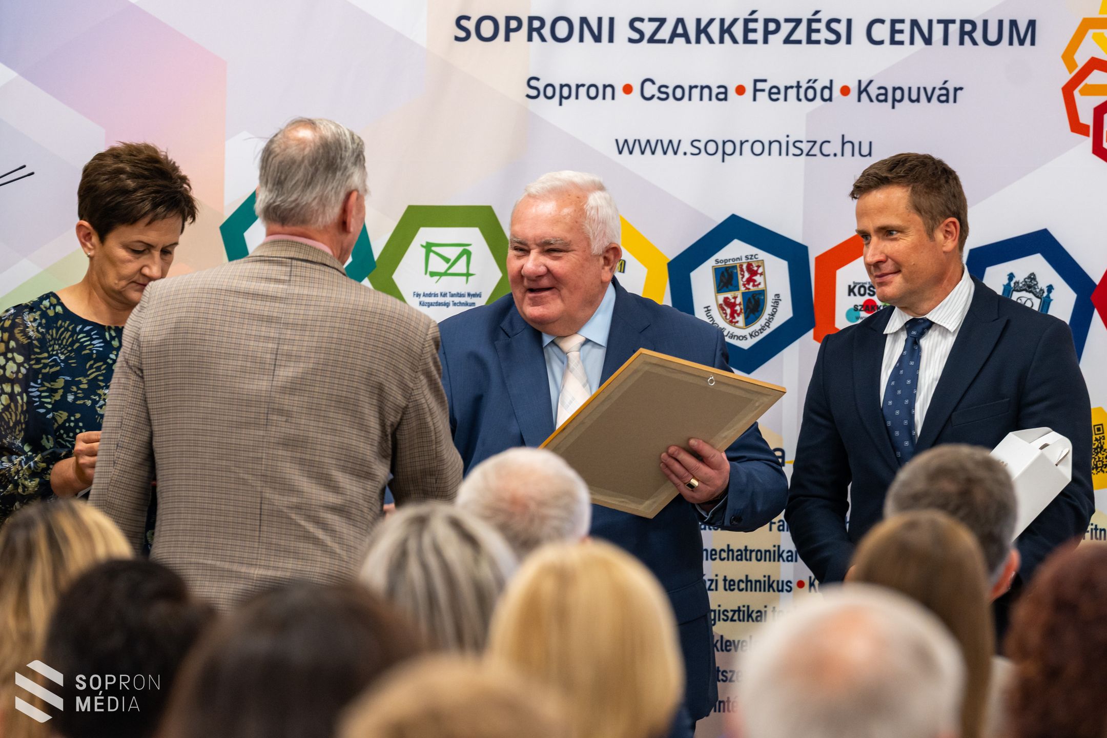 Kiváló eredményeket díjaztak