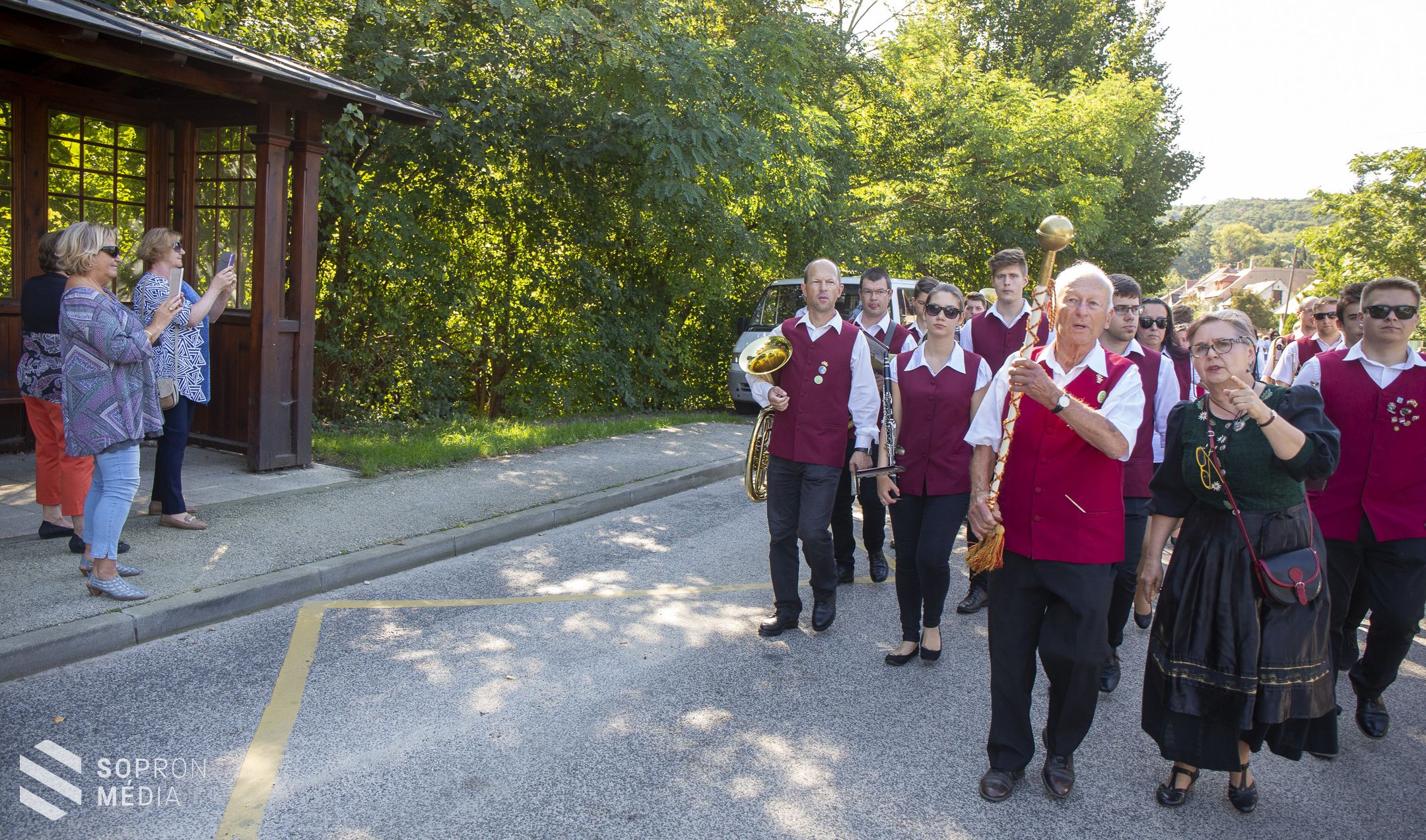 Tradíciók újra hangolva! Sokszínű forgatag a Hajnal téren