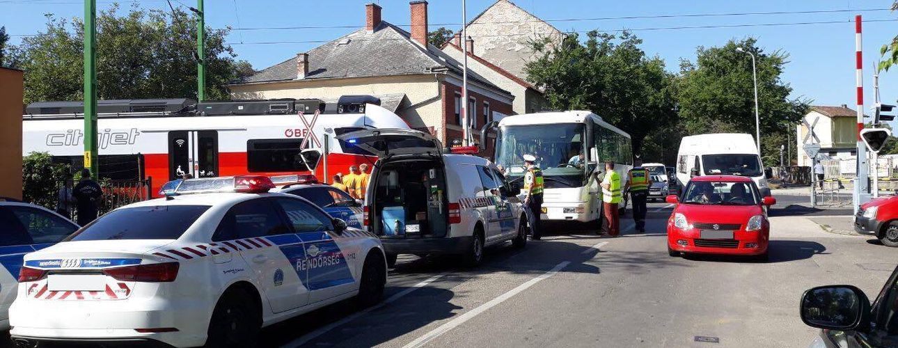 Halálos baleset - Vonat gázolt a Kossuth Lajos utcánál