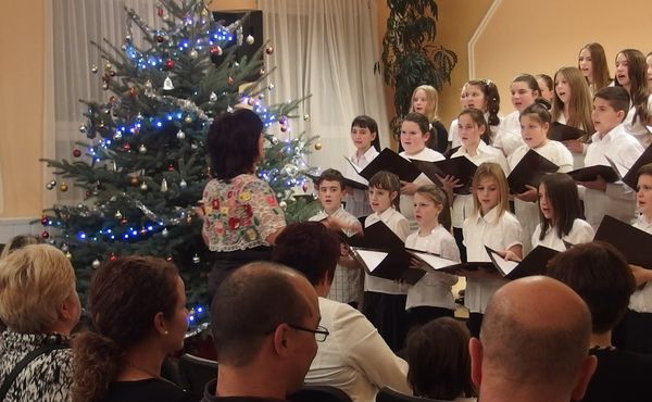 Adventi ünnepség 2015.