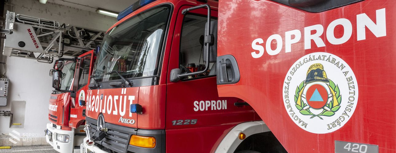 Több épület égett Fertőszentmiklóson