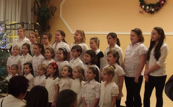 Adventi ünnepség 2015.