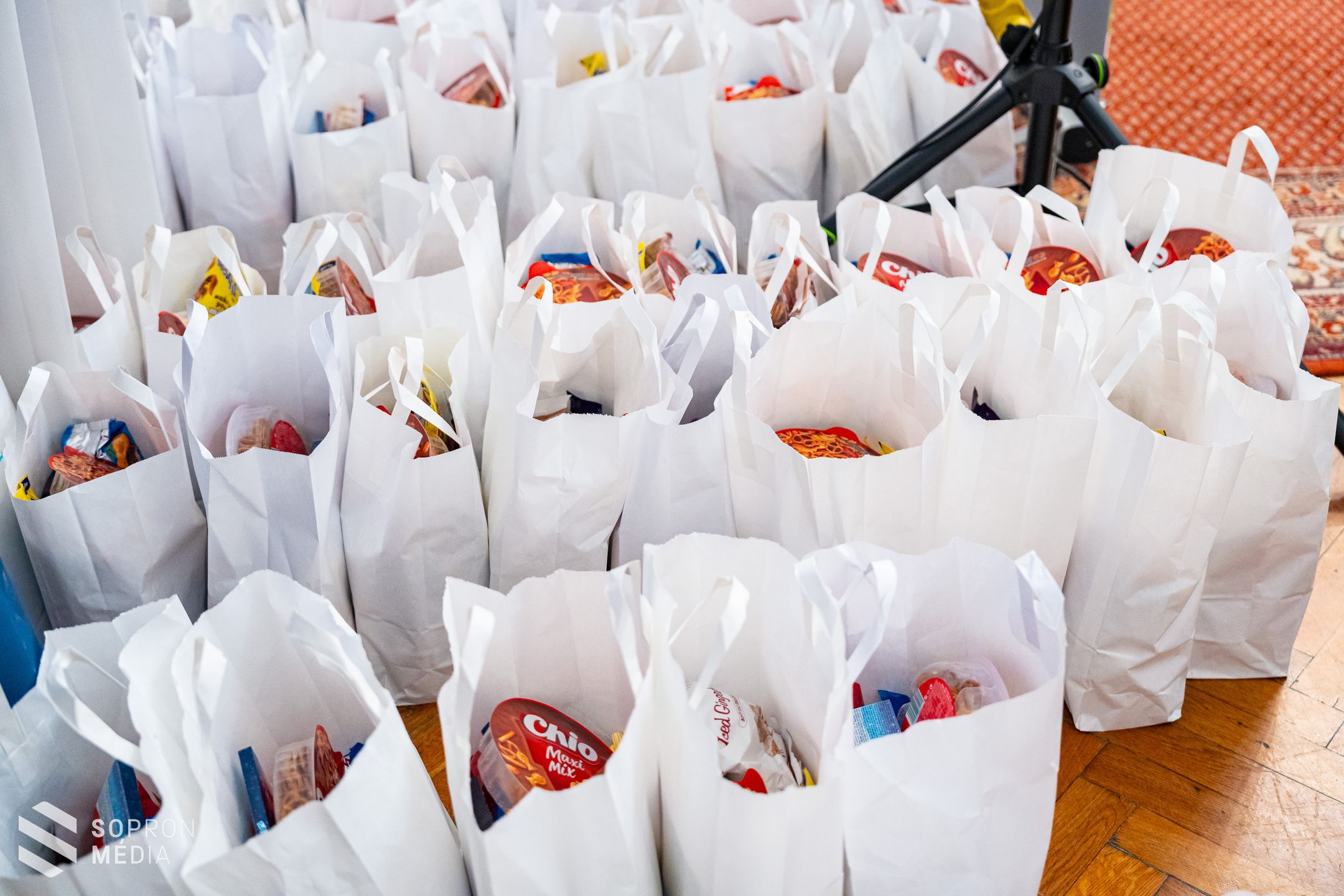 A nehéz sorsú gyermekeket fogadták a volt Megyeházán