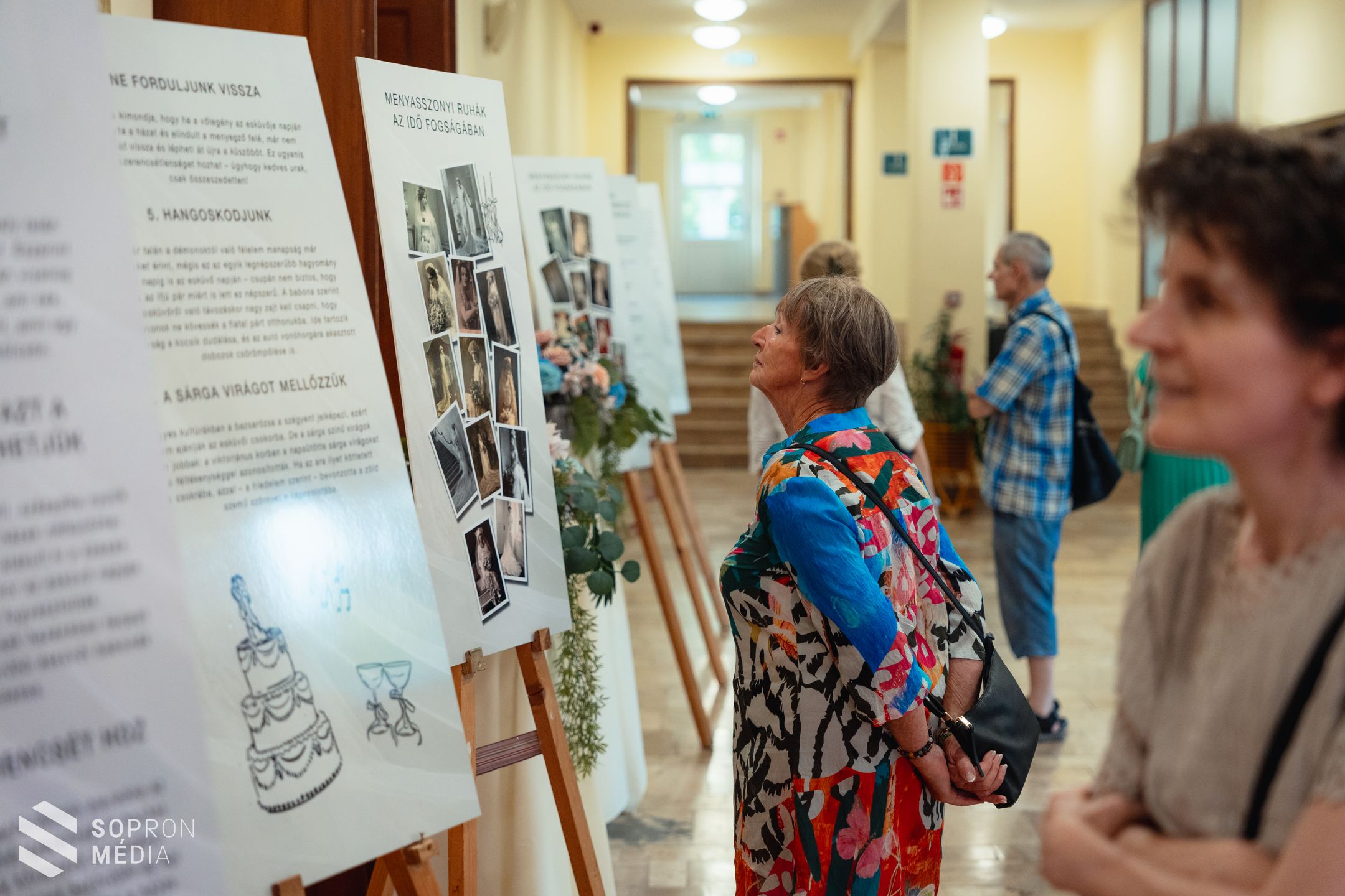 Száz év esküvői divatja elevenedik meg a GYIK-ban