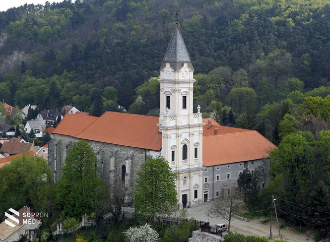 A sopronbánfalvi karmelita templom