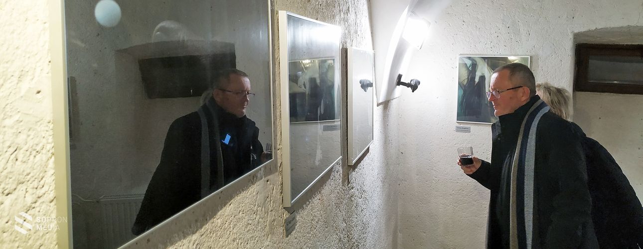 Áramszünet - a Soproni Fotóművészeti Kör kiállítása