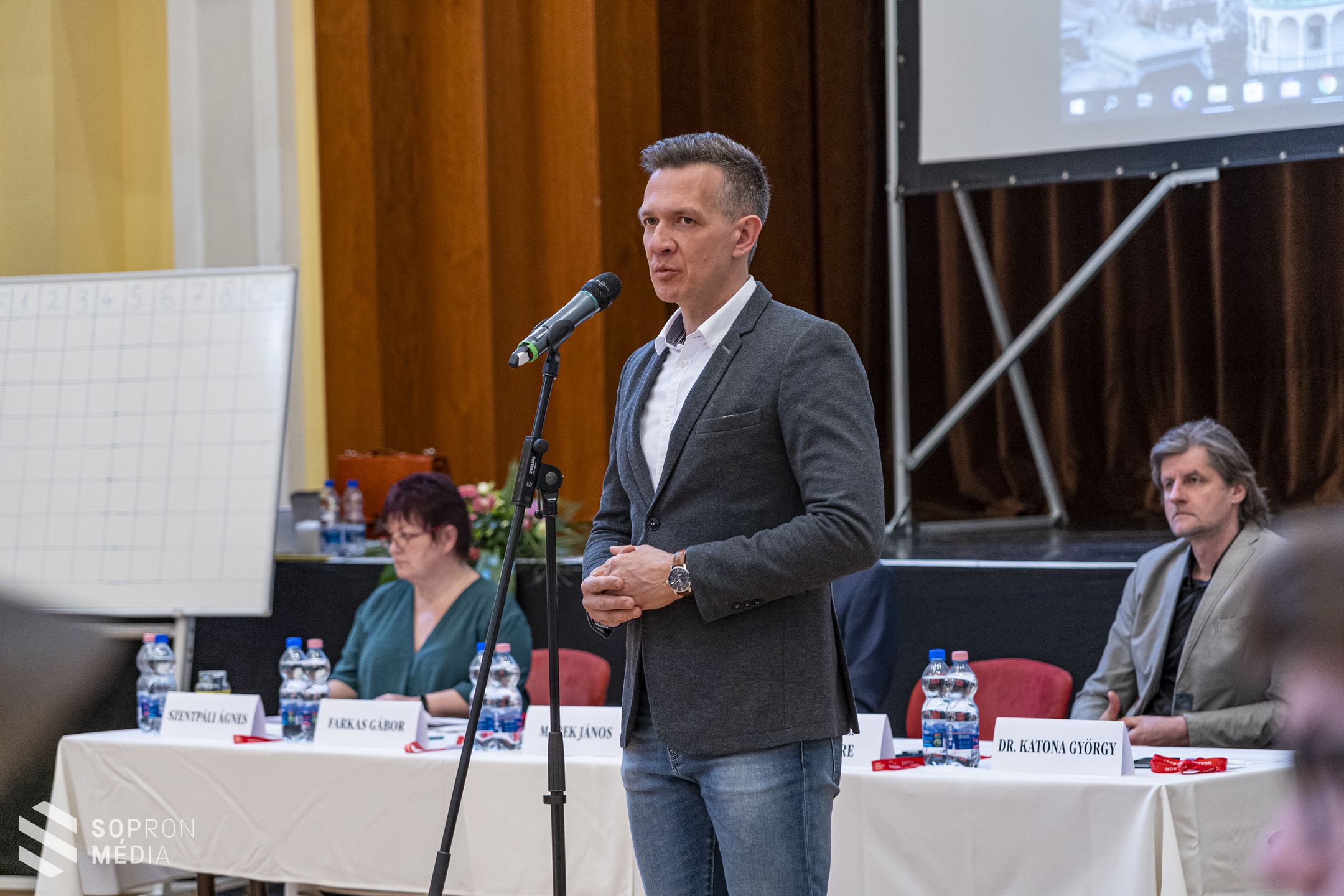 Országos történelmi vetélkedőt tartottak a soproni népszavazás 100. évfordulója alkalmából