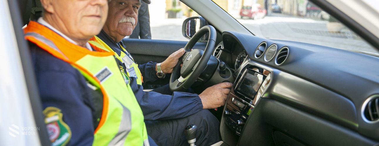 Új autóval gazdagodott a polgárőr egyesület - Még hatékonyabban tudják szolgálni a város közbiztonságát