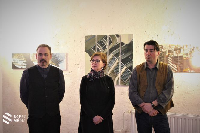 Szőcs Géza grafikusművész, Székely Annamária festőművész, Kéry Bálint Bence képzőművész (j-b)