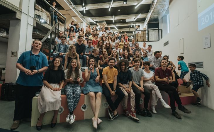 ESTÖRI FESZTTEL ünnepelték meg az elmúlt két sikeres versenyévadot