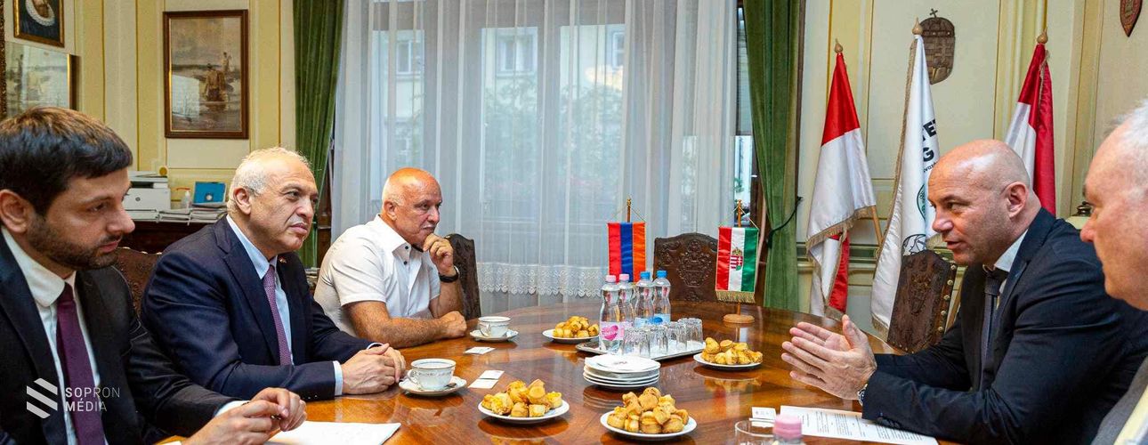 Nagyköveti látogatás – az örmény-magyar kapcsolatok erősítése a cél