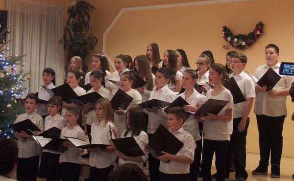 Adventi ünnepség 2015.
