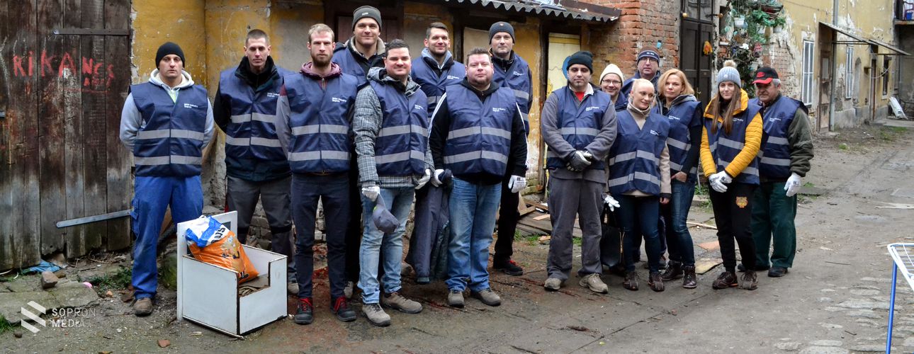 Társadalmi szerepvállalás – egész évben segít a soproni gyár