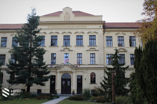 2017. feburár 1-től már Soproni Egyetem