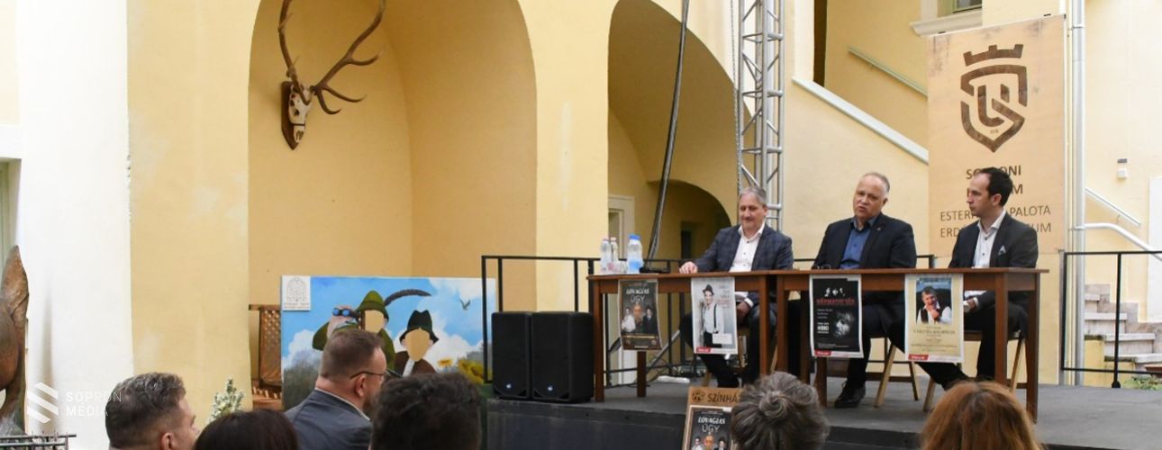 Palotaszínház az Esterházy Palota - Erdészeti Múzeumban