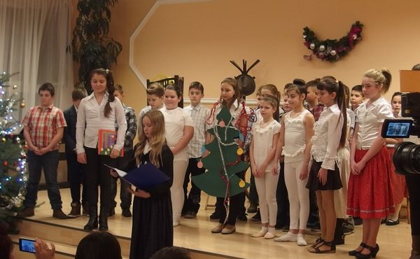 Adventi ünnepség 2015.