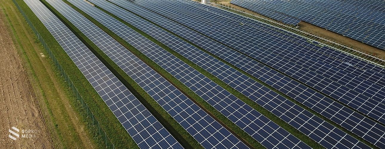 Energiaügyi Minisztérium: áprilisban is termelési csúcsot döntöttek az ipari naperőművek