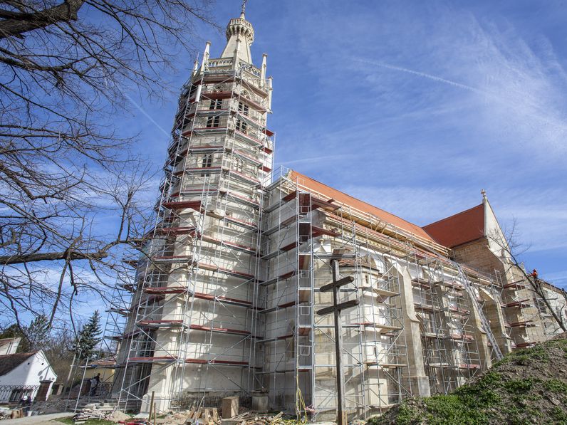 Várhatóan ősszel kinyitja kapuit a Szent Mihály-templom