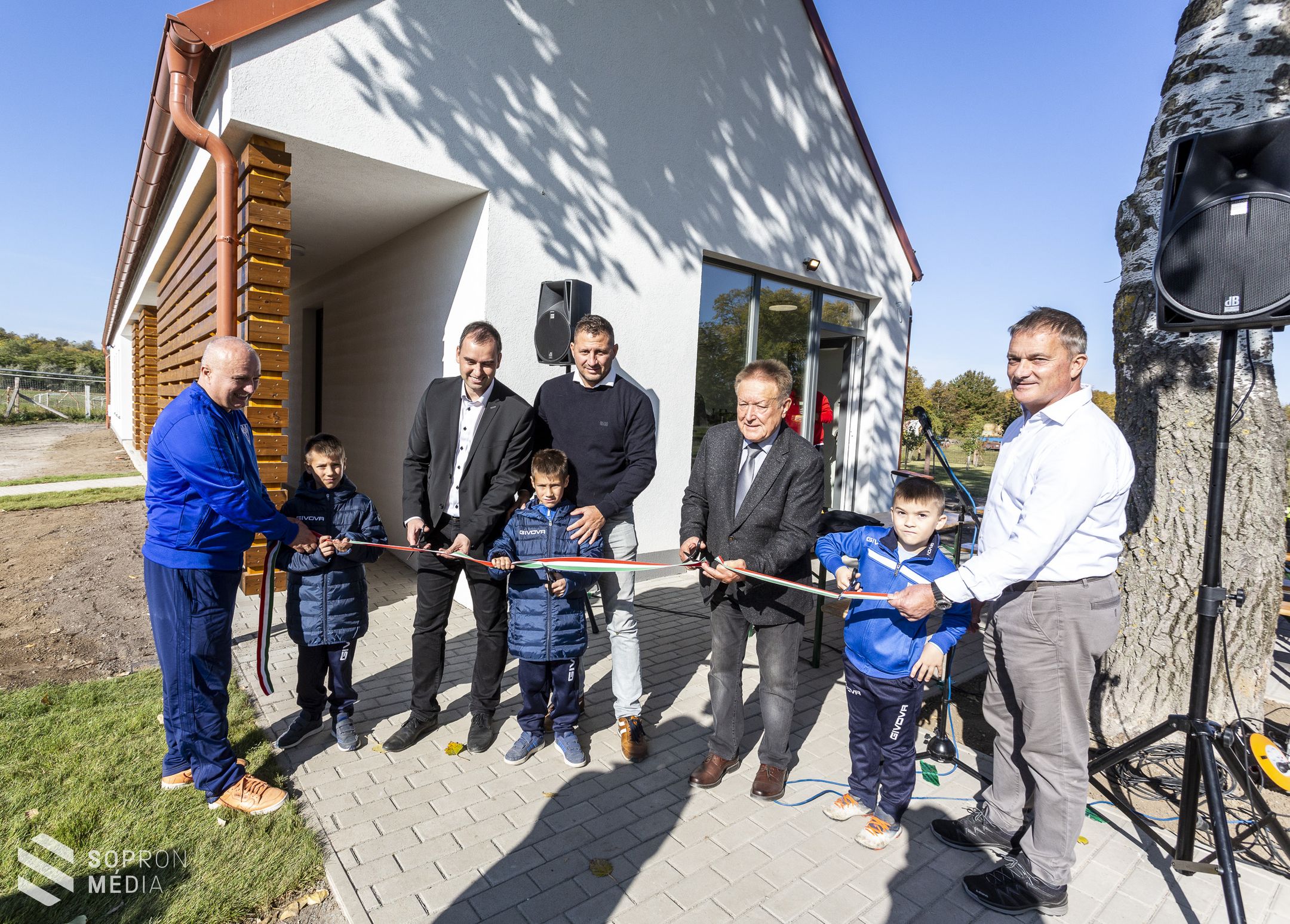 Elkészült az új labdarúgó öltöző Fertőrákoson