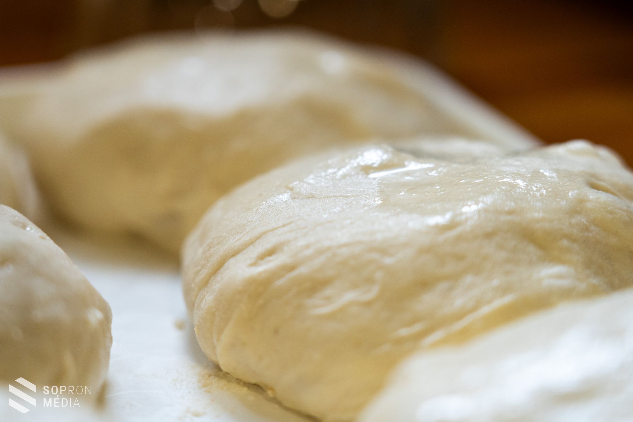 A székelykapu és a lángos is bekerült a Hungarikumok Gyűjteményébe