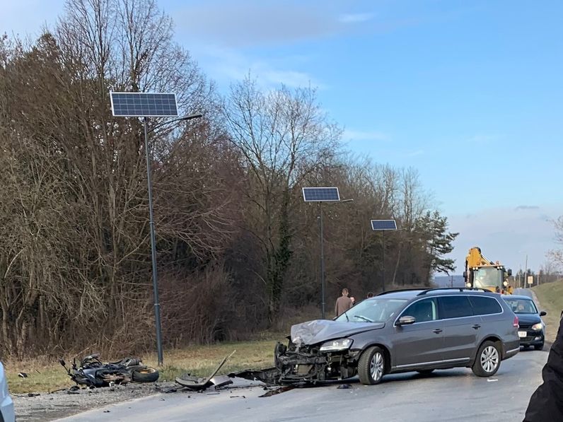 Autós és motoros ütközött Sopronkőhidánál!