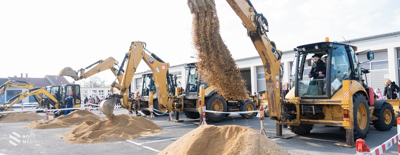 Ismét gyerekzsivajtól hangos a Soproni Vízmű Zrt. telephelye
