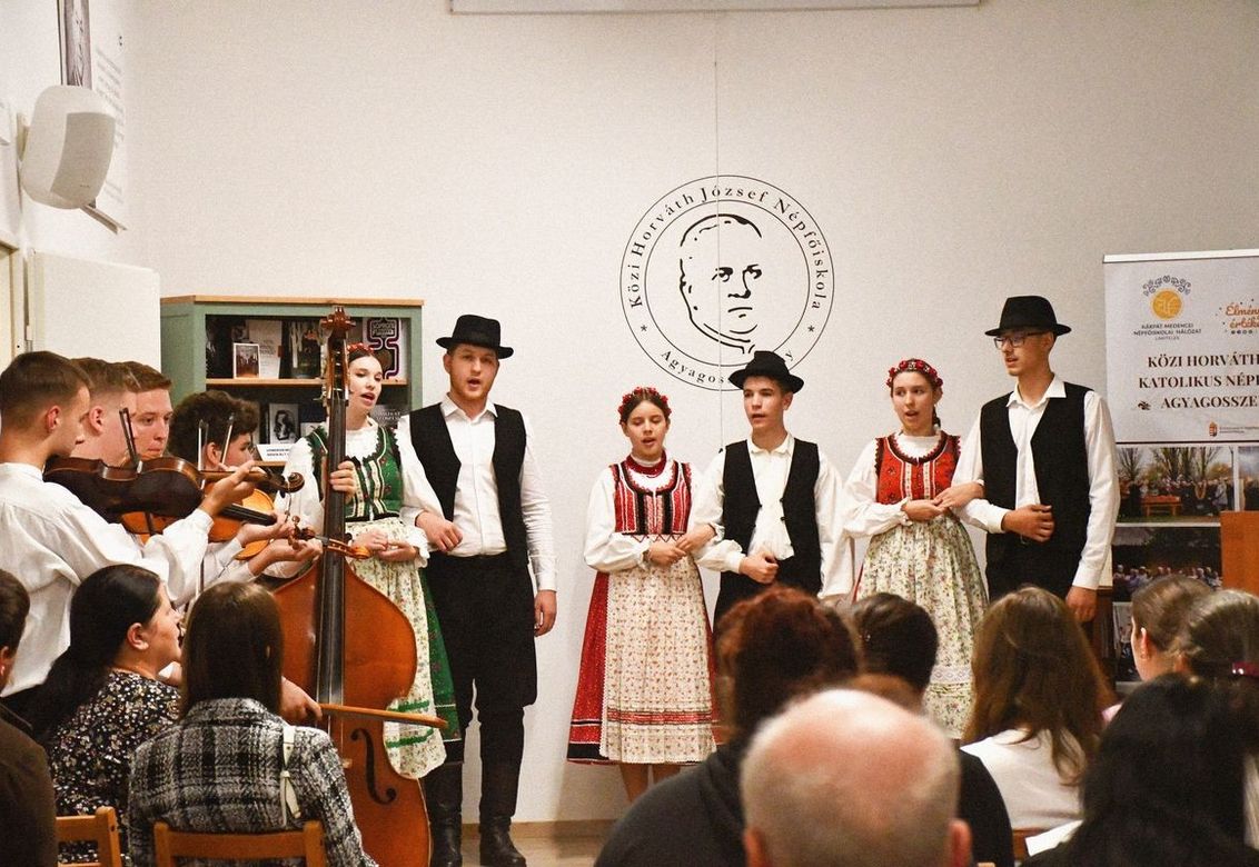 Erdélyi vendégek a Népfőiskolán