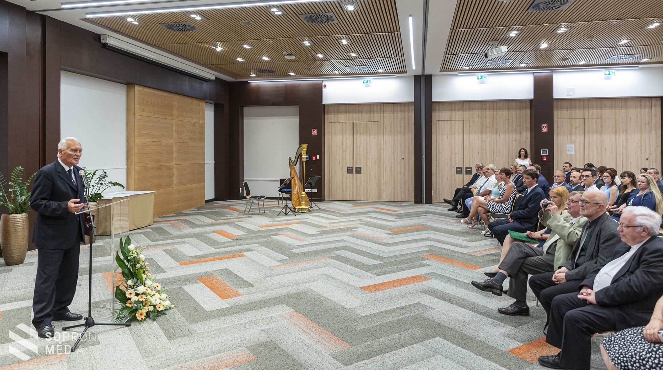 Az egészségügyi dolgozókat köszöntötték Sopronban