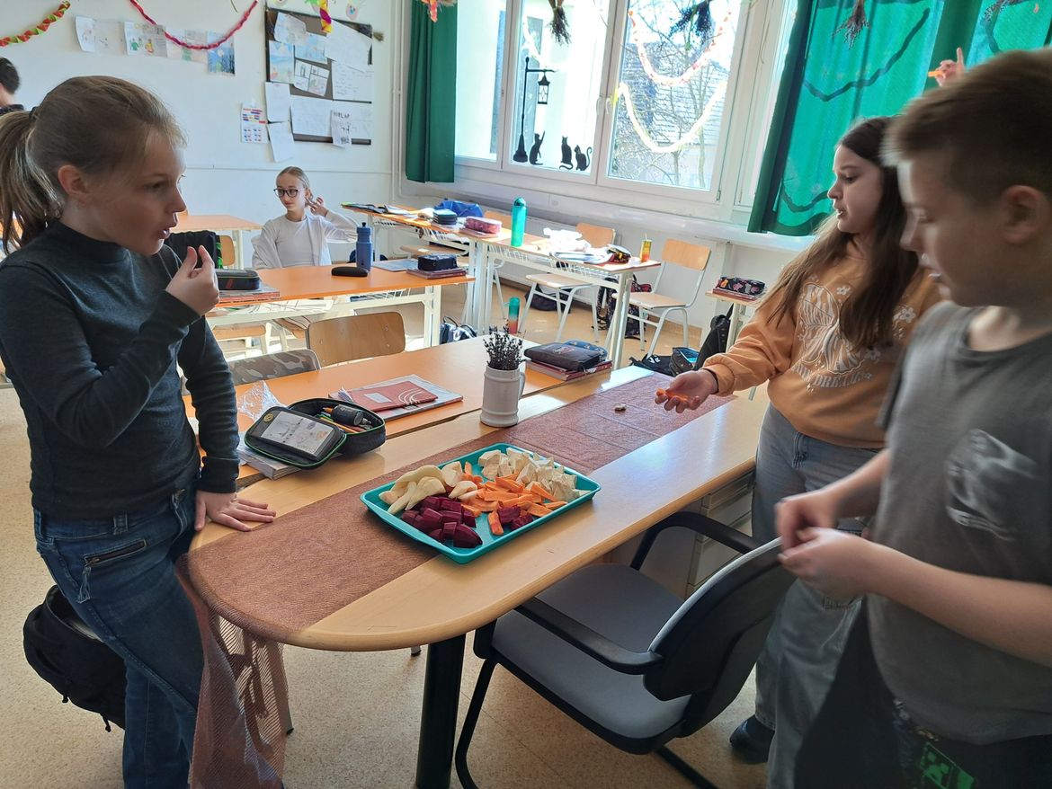 Kóstoltatás-2025.03.19.-6.b